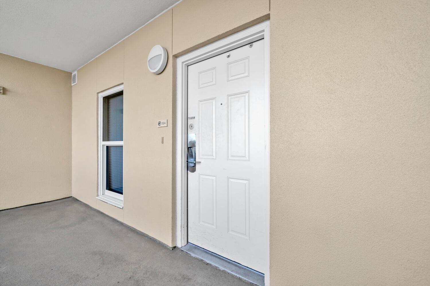 Majestic Towers 1-1304 Holiday home *